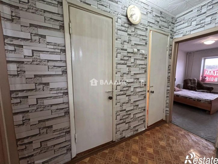 3-комн квартира 113-й микрорайон, 1