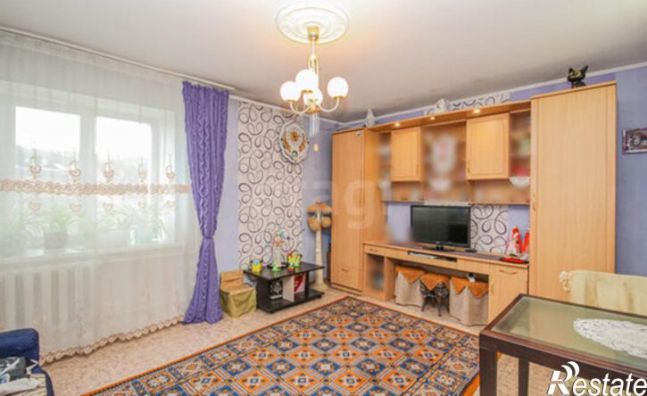 3-комн квартира микрорайон Зелёный, 1А
