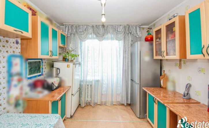 3-комн квартира микрорайон Зелёный, 1А