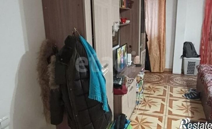 3-комн квартира пр-кт 50-летия Октября, 15,  д. 15