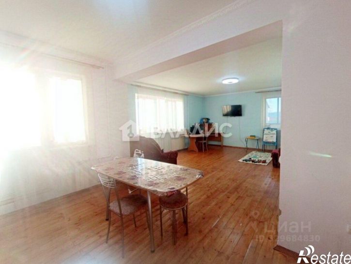 3-комн квартира ул Бабушкина, 180,  д. 180