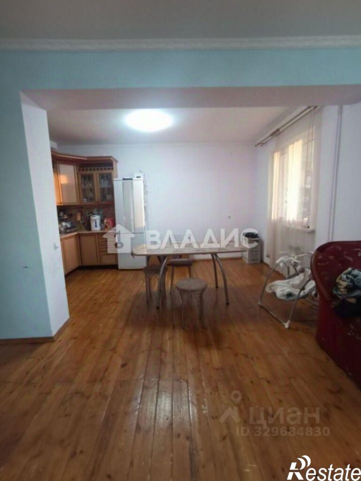 3-комн квартира ул Бабушкина, 180,  д. 180