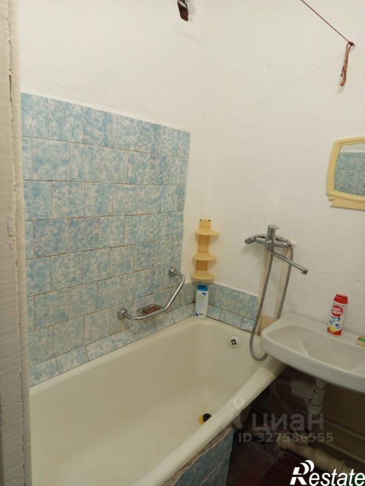 2-комн квартира улица Антонова, 14,  д. 14