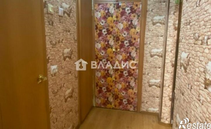 2-комн квартира 113-й микрорайон, 2