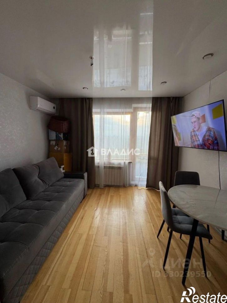 2-комн квартира микрорайон 148В, 8/2