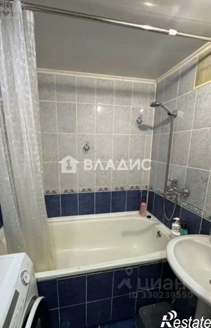2-комн квартира микрорайон 148В, 8/2