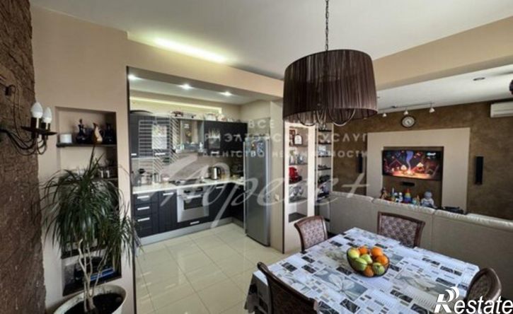 3-комн квартира улица Павлова, 48А,  д. 48А