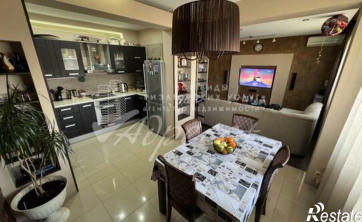 3-комн квартира улица Павлова, 48А,  д. 48А