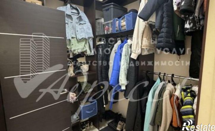 3-комн квартира улица Павлова, 48А,  д. 48А