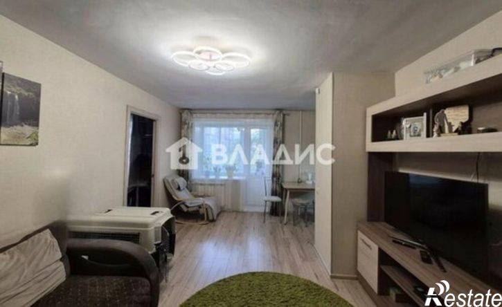 3-комн квартира улица Гагарина, 49,  д. 49