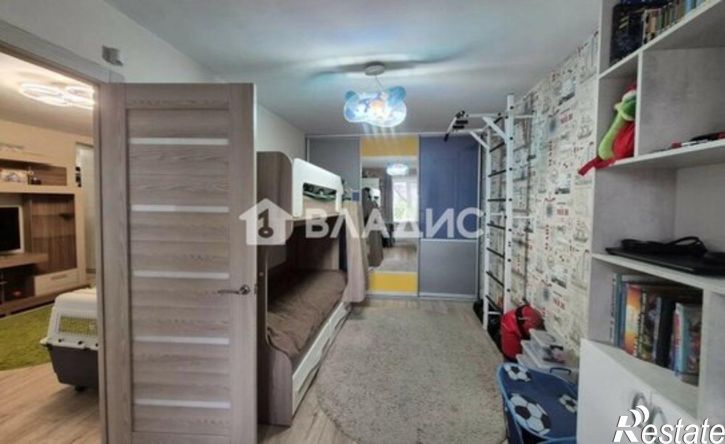 3-комн квартира улица Гагарина, 49,  д. 49