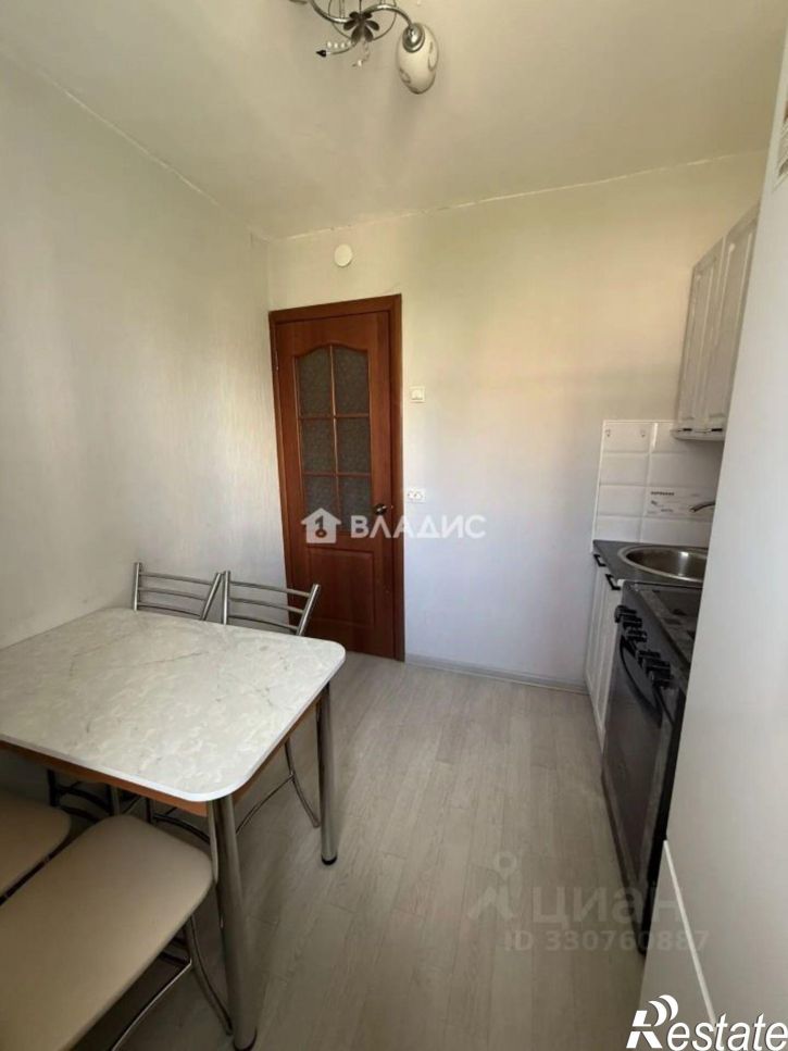 2-комн квартира улица Чертенкова, 1,  д. 1