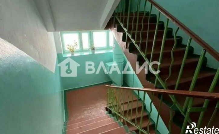 2-комн квартира улица Антонова, 12,  д. 12