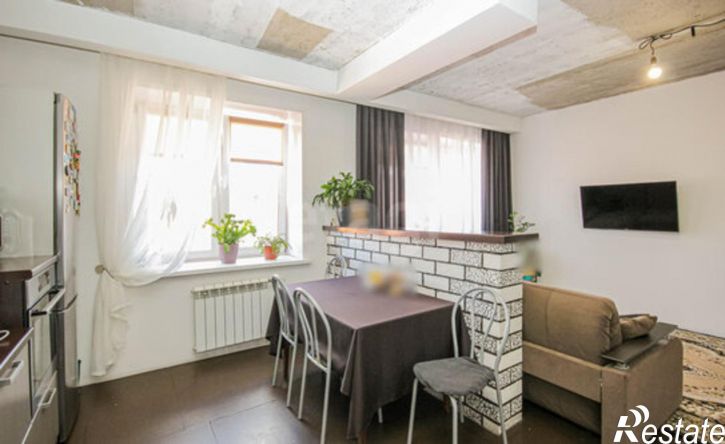 2-комн квартира микрорайон 140А, 11