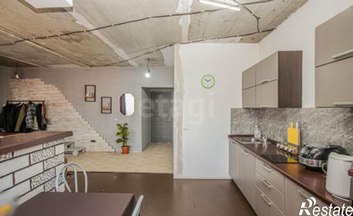2-комн квартира микрорайон 140А, 11