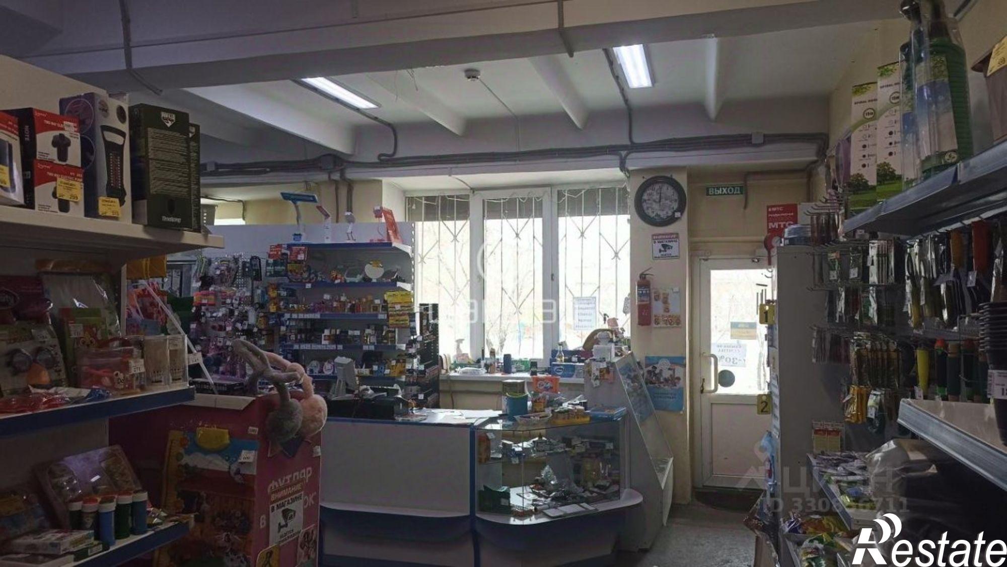 Купить торговое помещение за 141 744 рублей на ул Туполева, 13