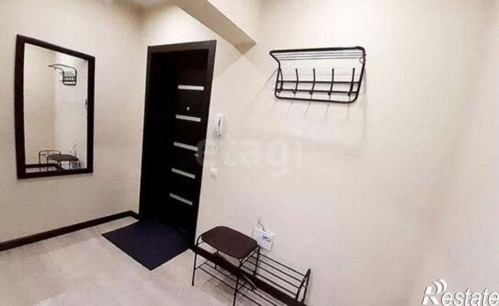 2-комн квартира микрорайон 140Б, 1