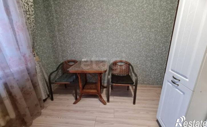 3-комн квартира улица Антонова, 4,  д. 4