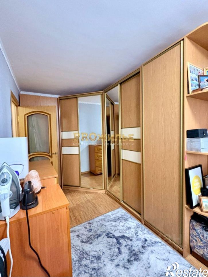 2-комн квартира улица Гагарина, 13,  д. 13