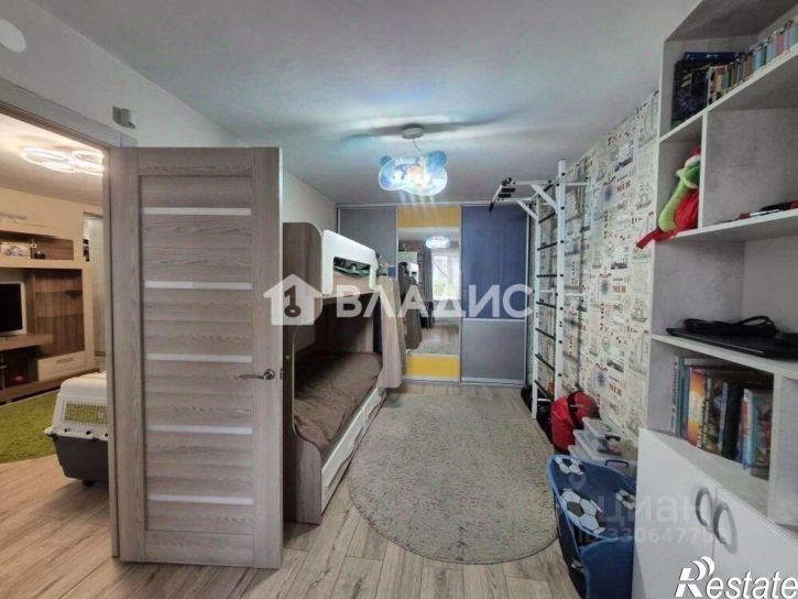 3-комн квартира улица Гагарина, 49,  д. 49