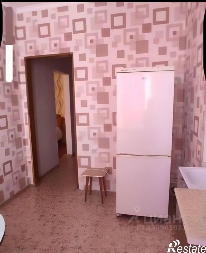 1-комн квартира 111-й микрорайон, 15