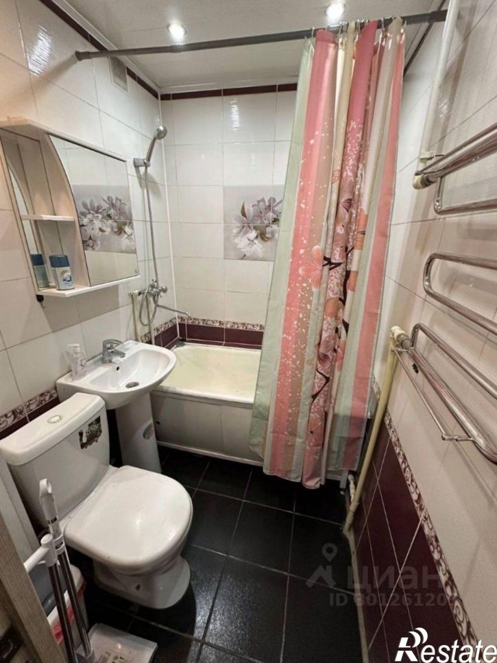 2-комн квартира улица Пирогова, 34,  д. 34