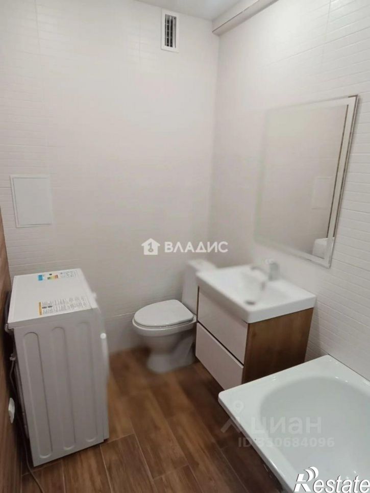 2-комн квартира ул Крылова, 2Е,  д. 2Е