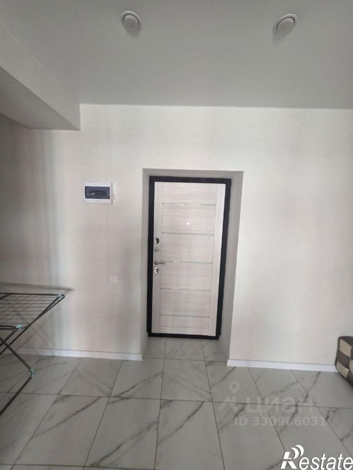 1-комн квартира 142-й микрорайон, 8