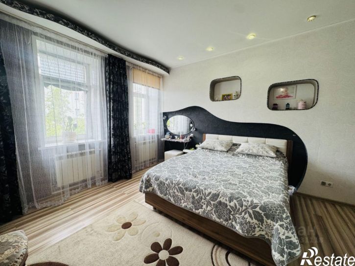 3-комн квартира Комсомольская улица, 34,  д. 34