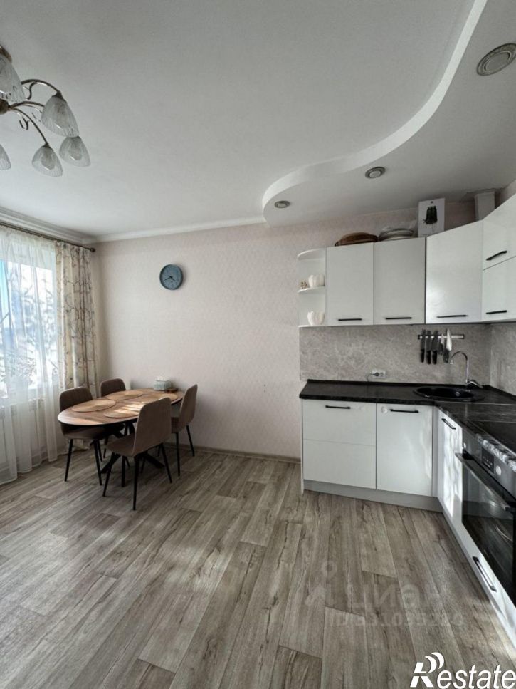 2-комн квартира 111-й микрорайон