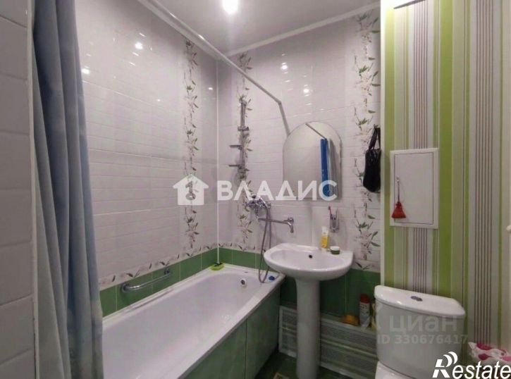 1-комн квартира микрорайон 140А, 4