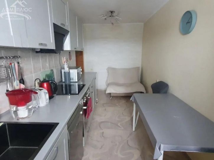 3-комн квартира Ключевская, 35