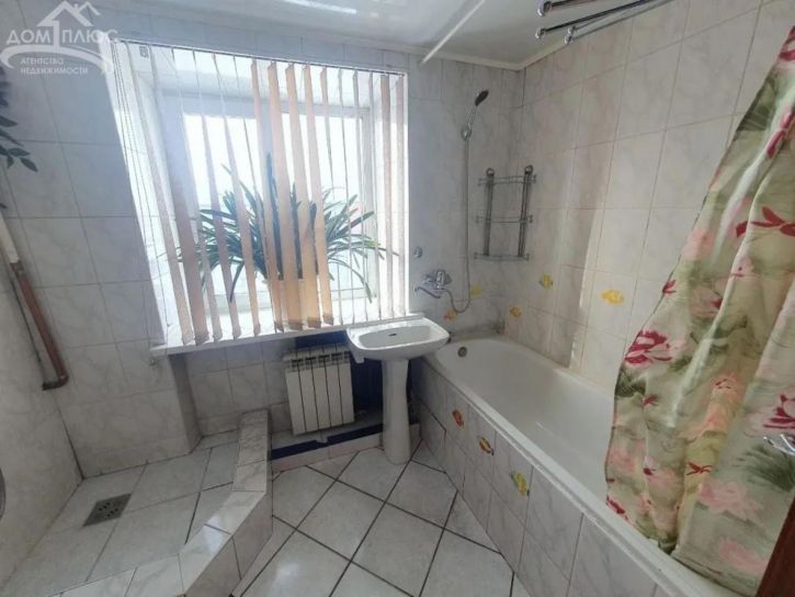 3-комн квартира Ключевская, 35