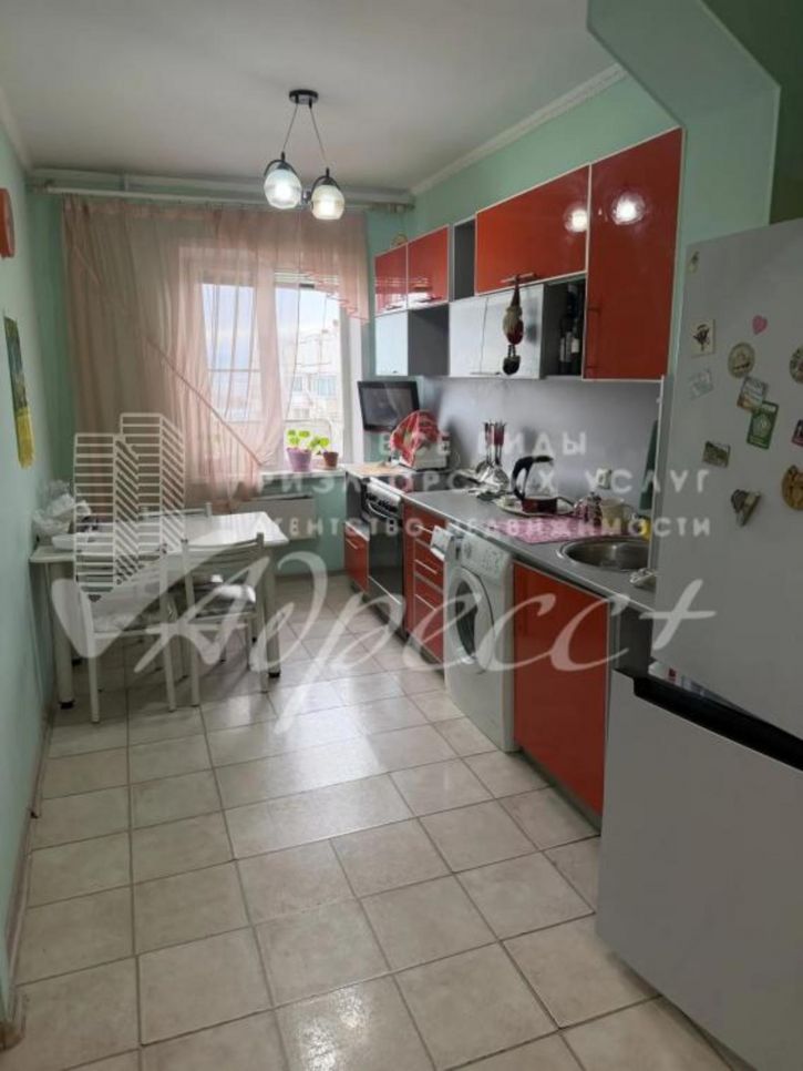 2-комн квартира 111-й микрорайон,  9
