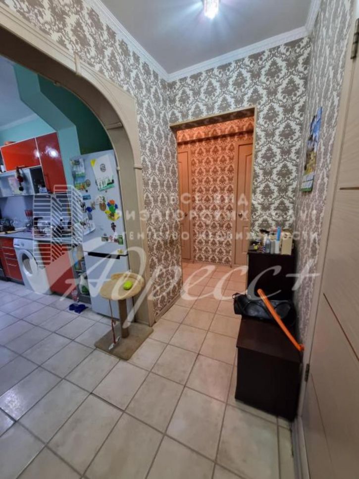 2-комн квартира 111-й микрорайон,  9