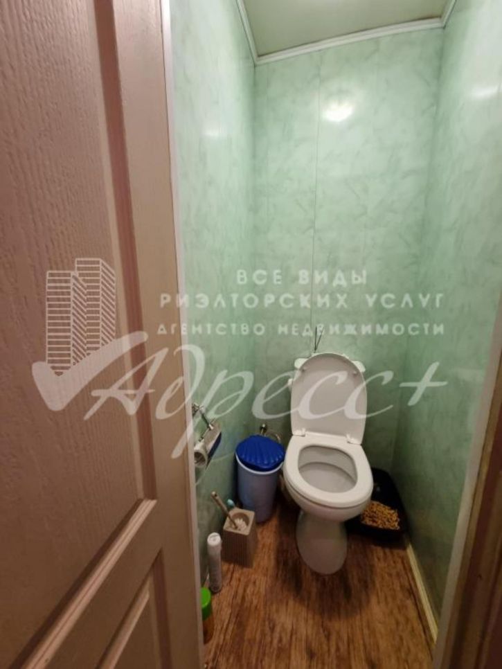 2-комн квартира 111-й микрорайон,  9