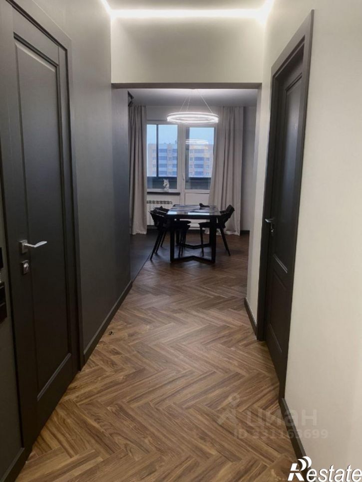 3-комн квартира микрорайон 140Б, 7