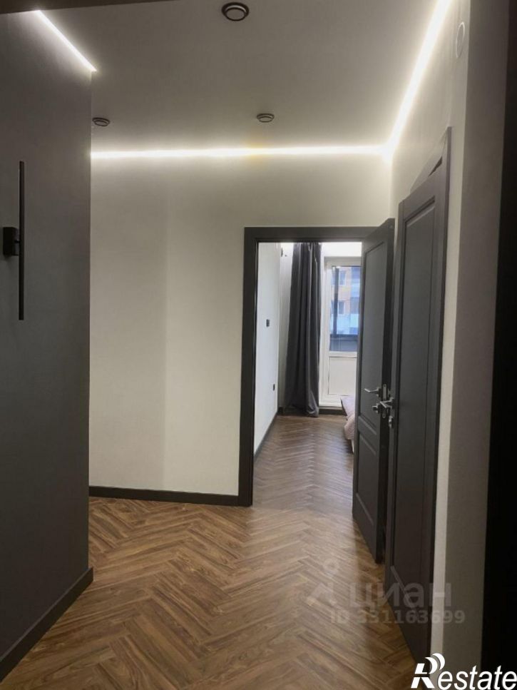 3-комн квартира микрорайон 140Б, 7