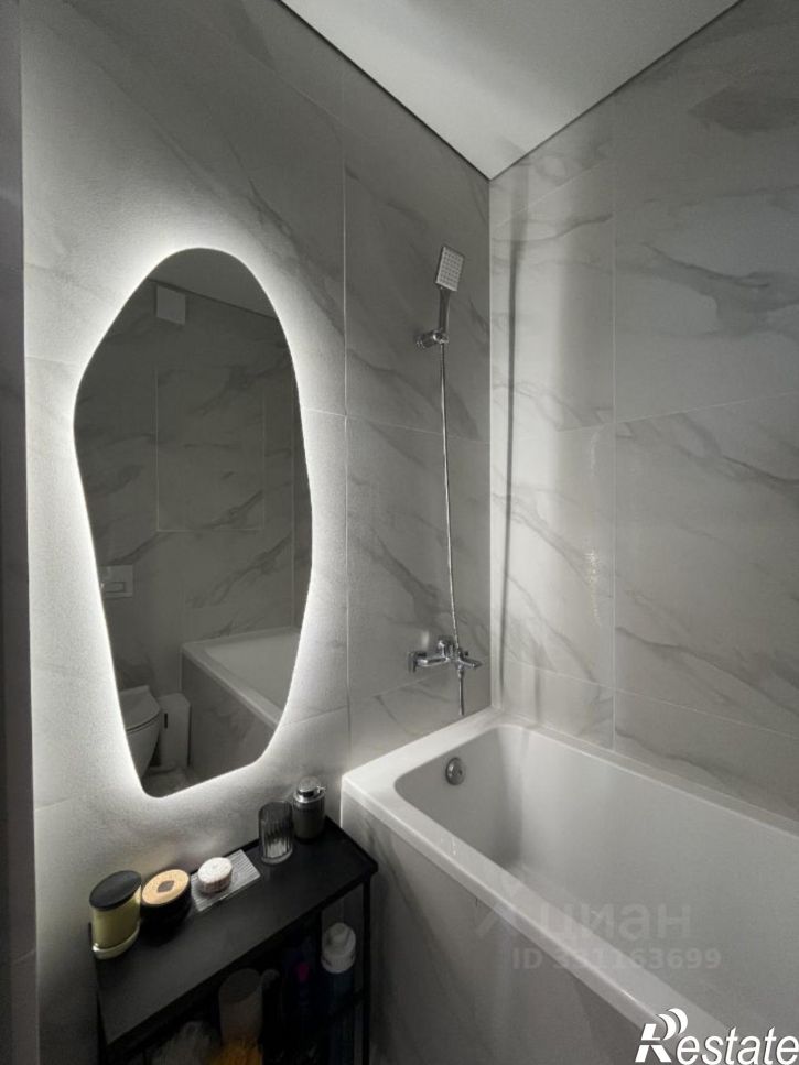 3-комн квартира микрорайон 140Б, 7