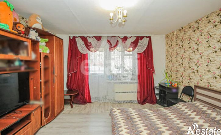 3-комн квартира улица Туполева, 20,  д. 20