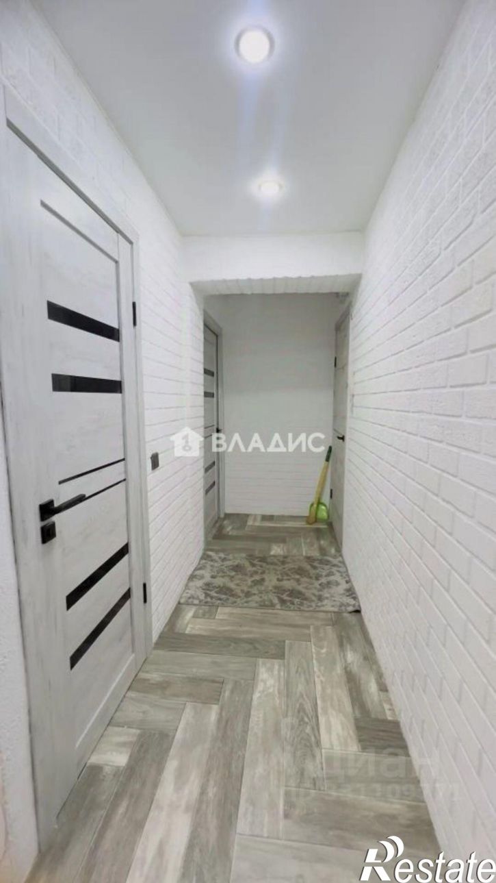 3-комн квартира Октябрьская улица, 12,  д. 12