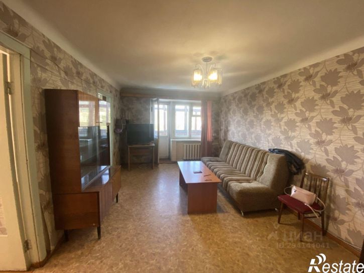 4-комн квартира улица Гарнаева, 20,  д. 20