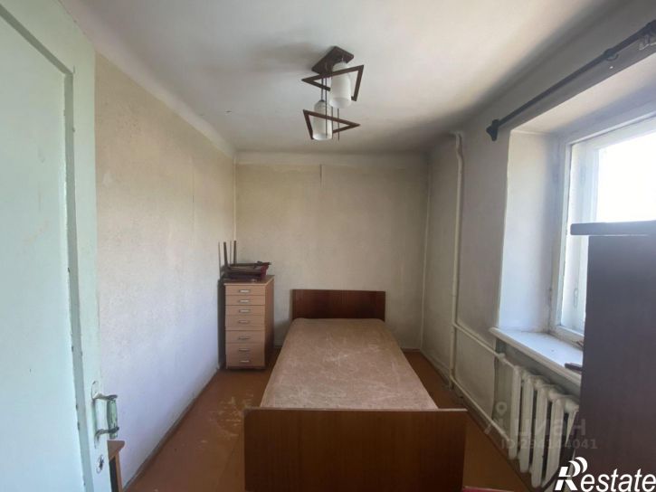 4-комн квартира улица Гарнаева, 20,  д. 20