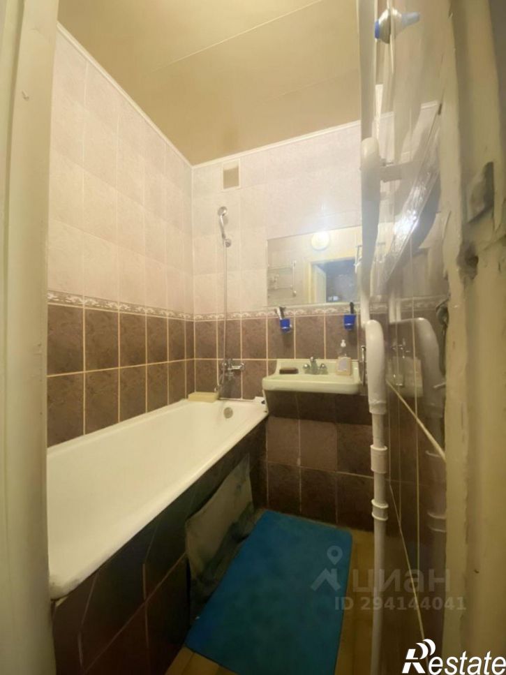 4-комн квартира улица Гарнаева, 20,  д. 20