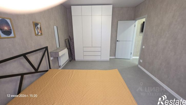 2-комн квартира микрорайон 140Б, 12