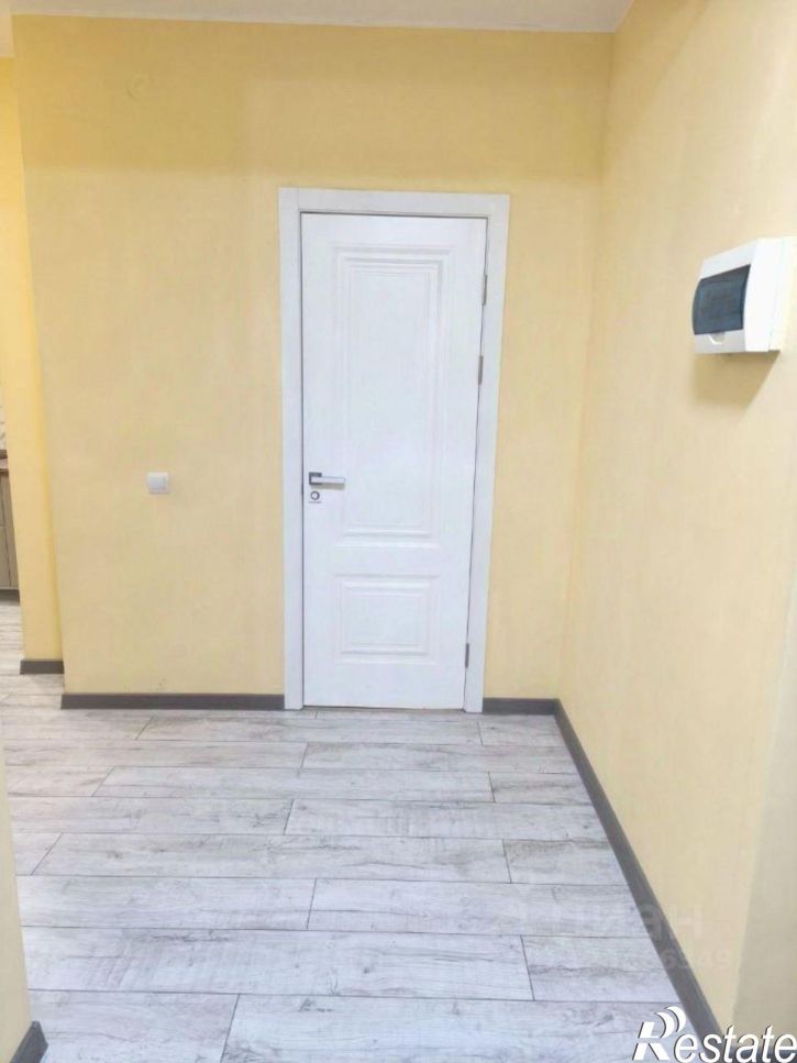 1-комн квартира 142-й микрорайон, 11