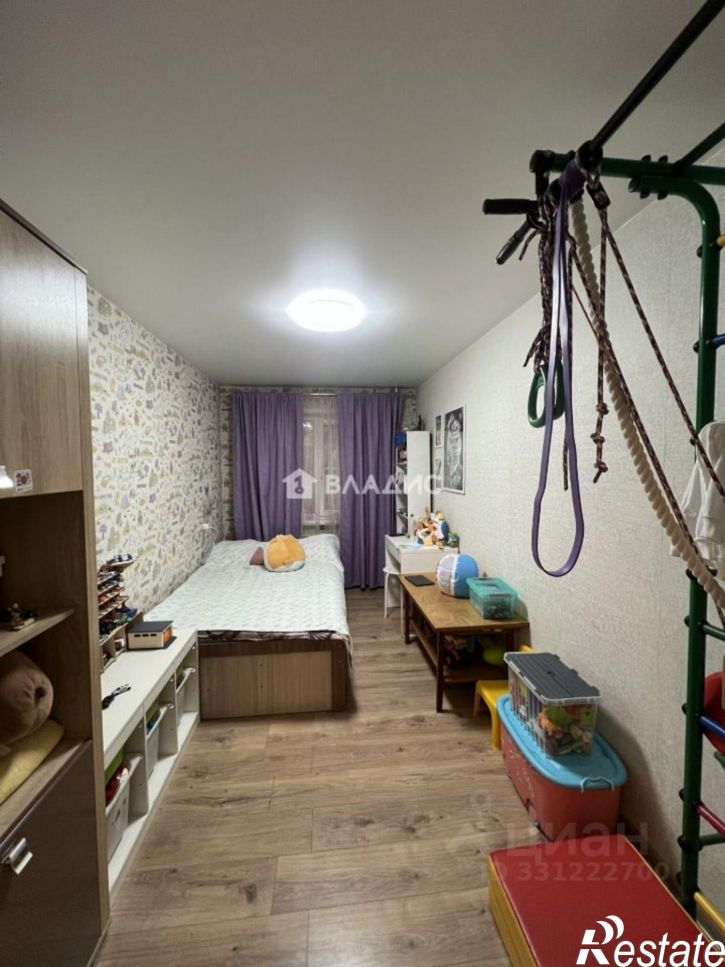 3-комн квартира улица Жердева, 25,  д. 25