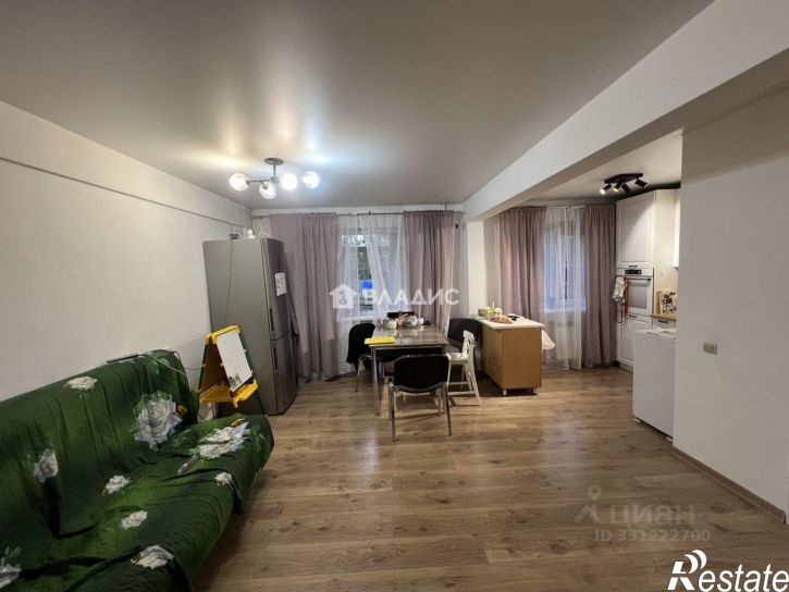 3-комн квартира улица Жердева, 25,  д. 25