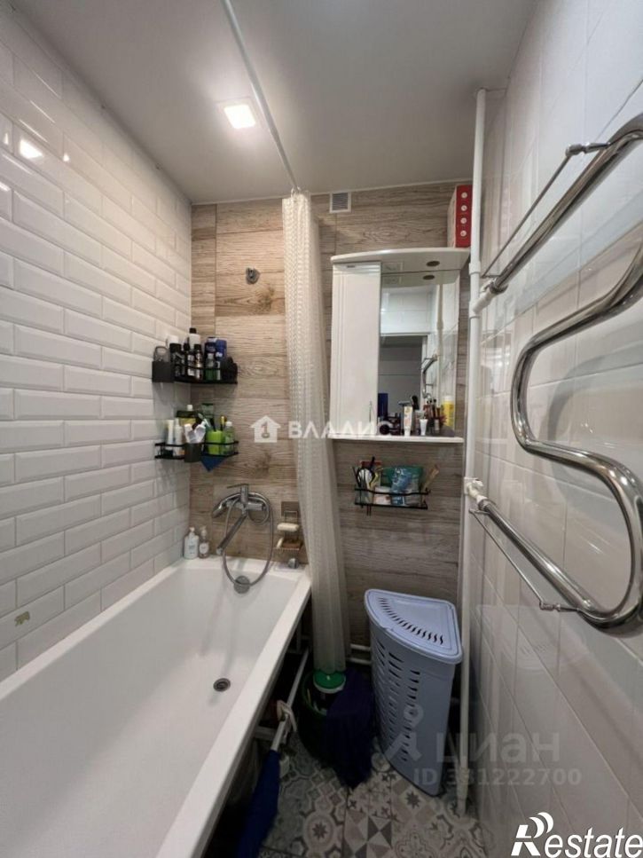 3-комн квартира улица Жердева, 25,  д. 25