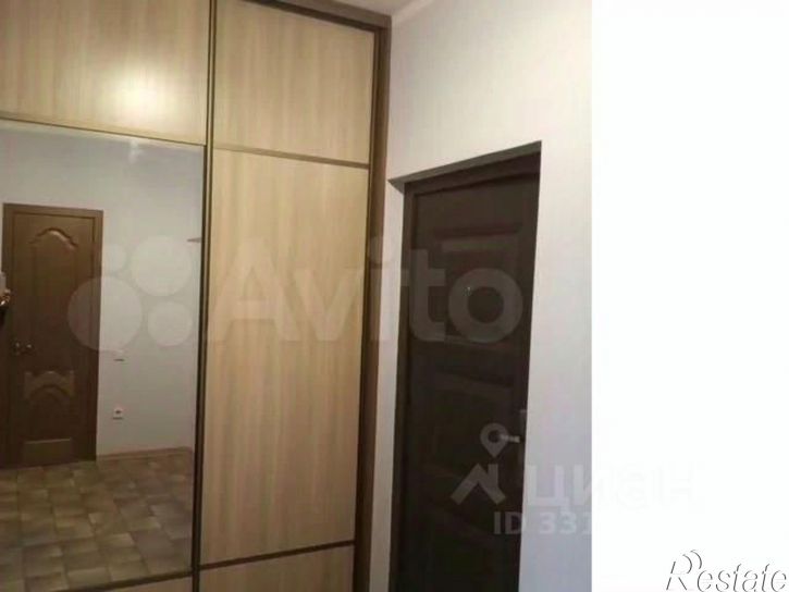 1-комн квартира микрорайон 140А, 1